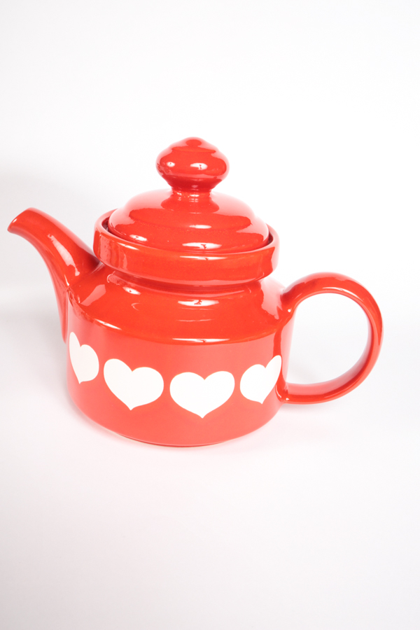 Heart-Themed Ceramic Mugs and More