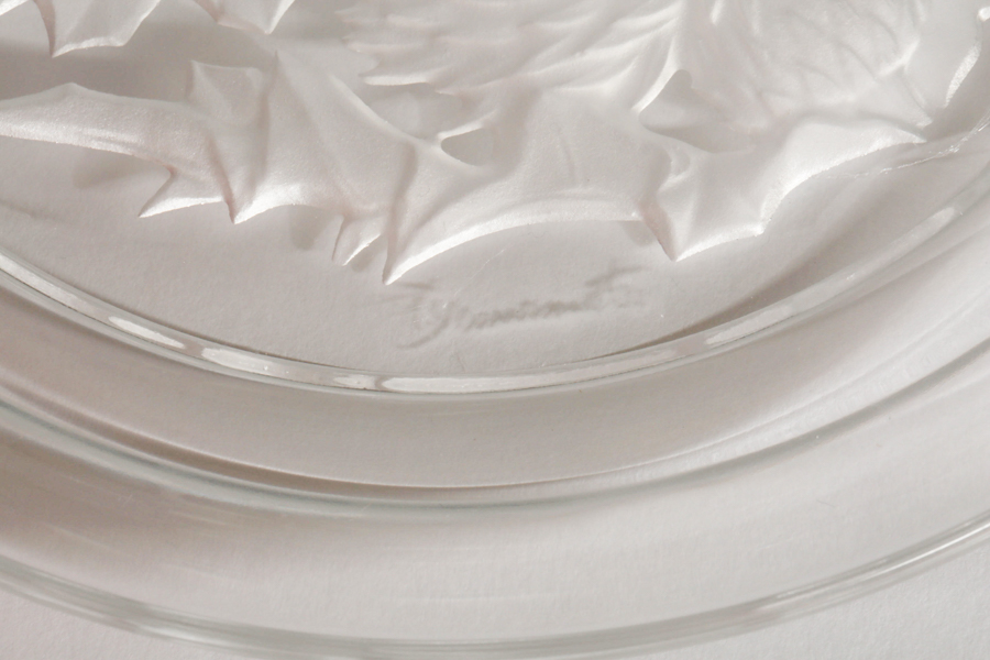 Hoya "Flower of the Month" Frosted Crystal Plate by T. Yamamoto