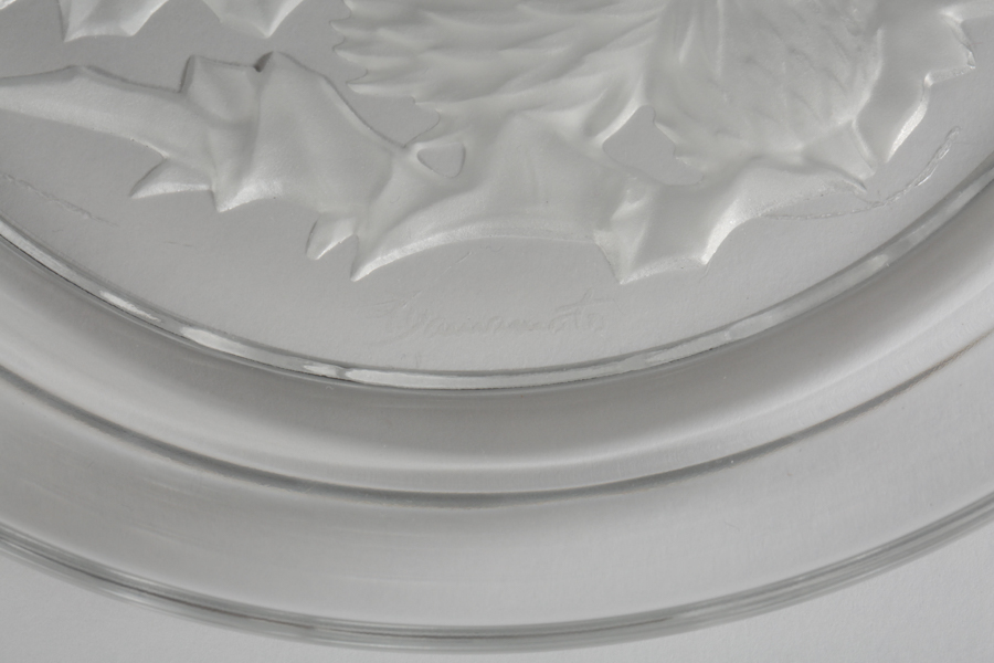 Hoya "Flower of the Month" Frosted Crystal Plate by T. Yamamoto