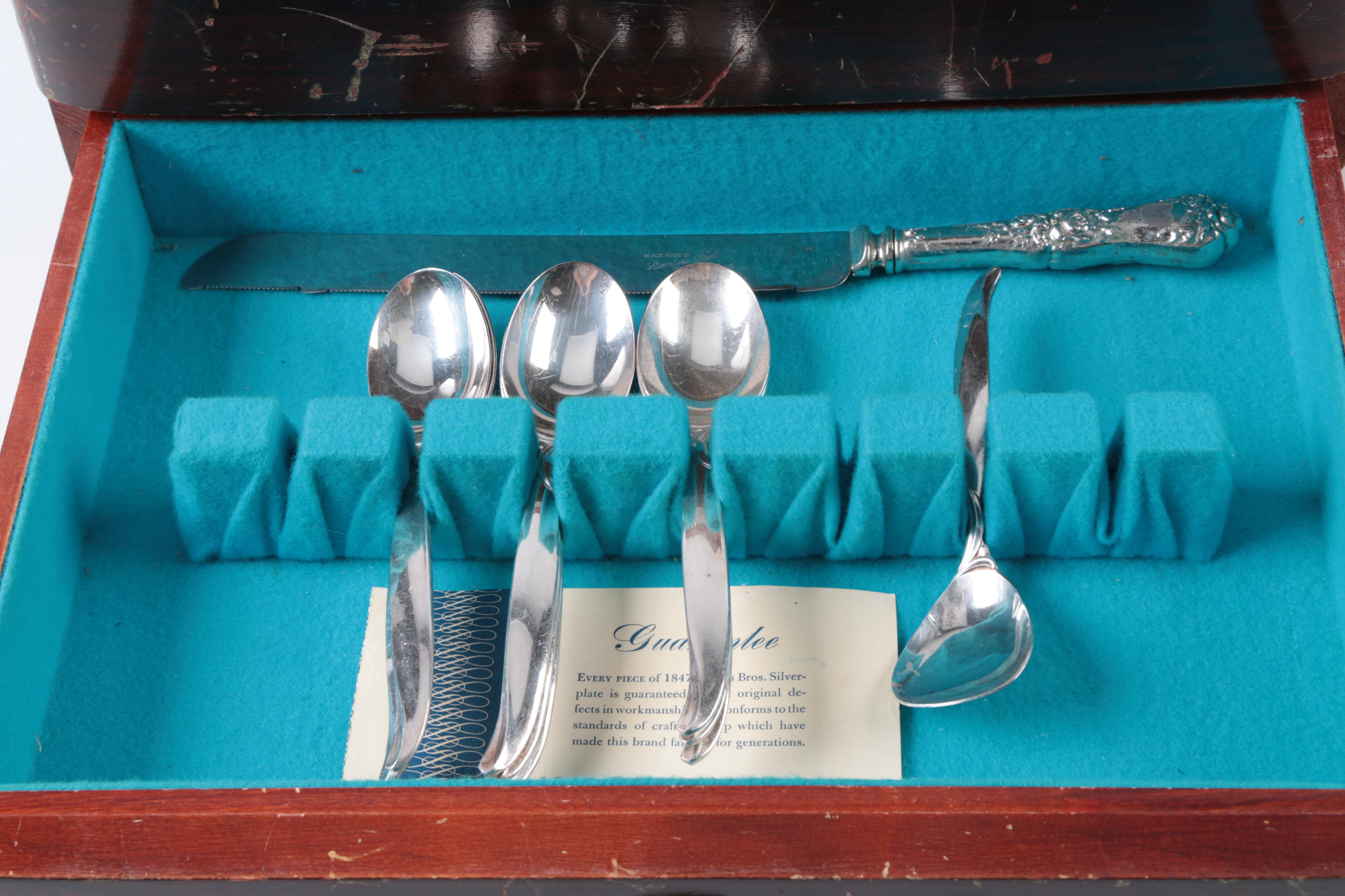 Rogers Bros. "Flair" Silver Plated Flatware Set