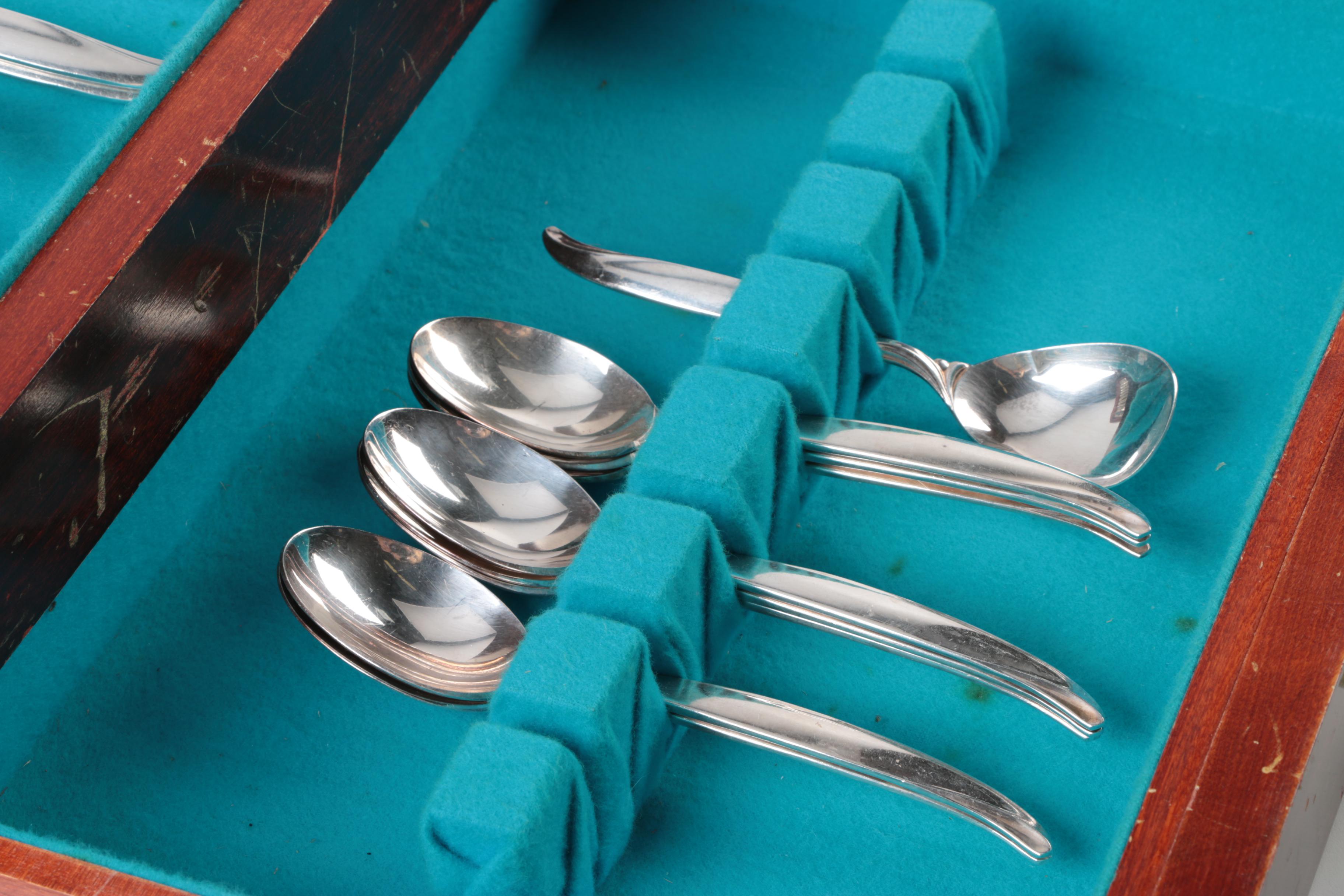 Rogers Bros. "Flair" Silver Plated Flatware Set