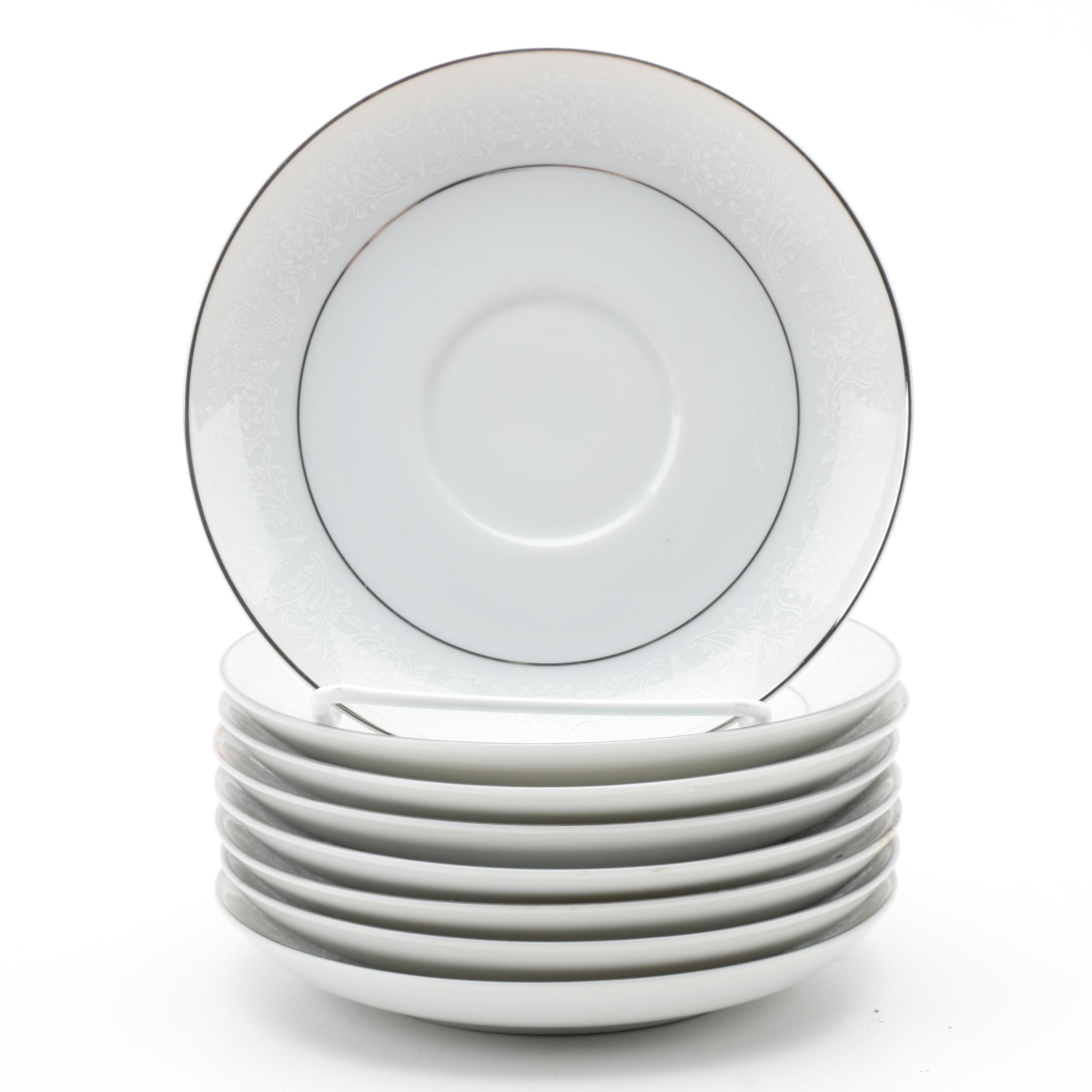Crown Victoria "Lovelace" Tableware