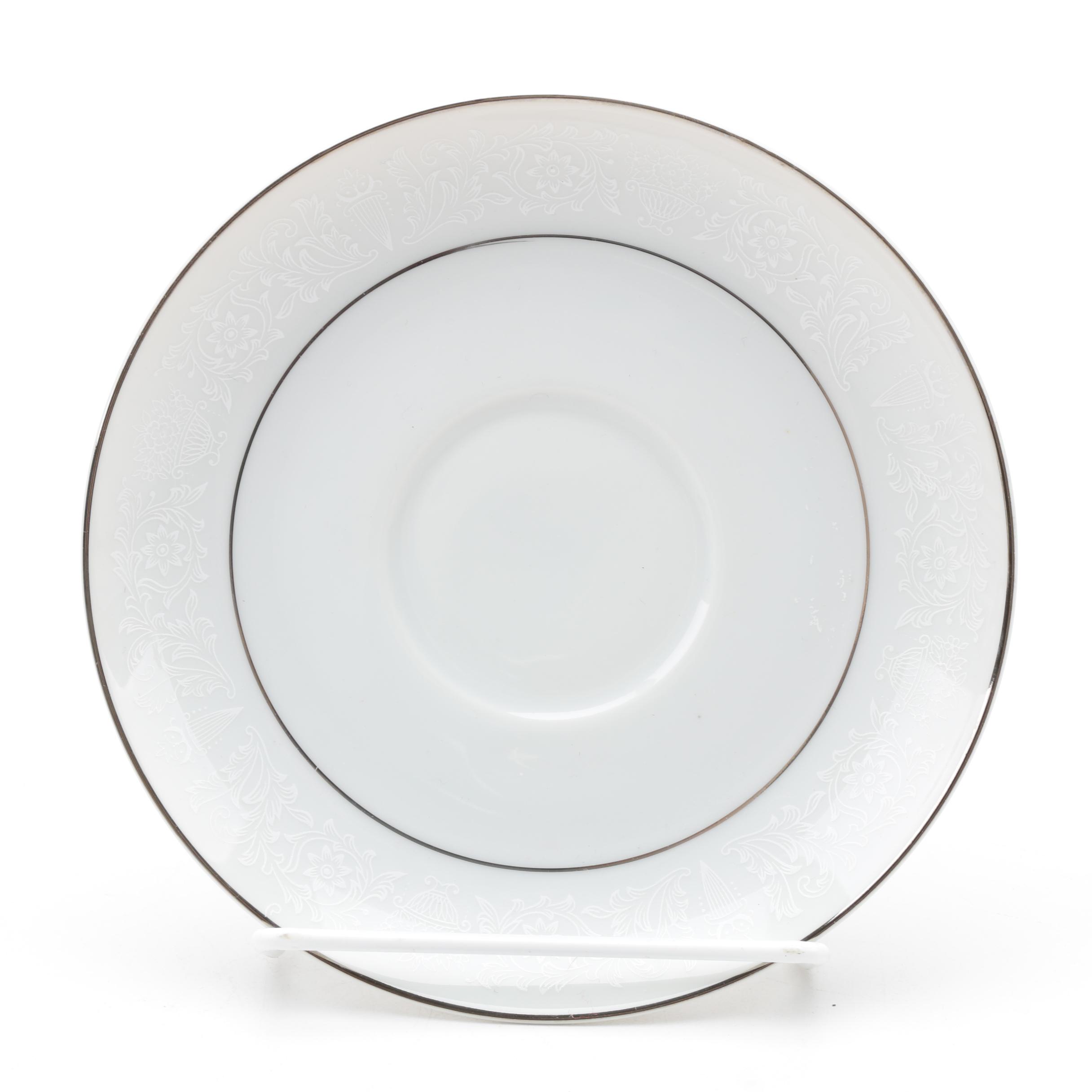 Crown Victoria "Lovelace" Tableware