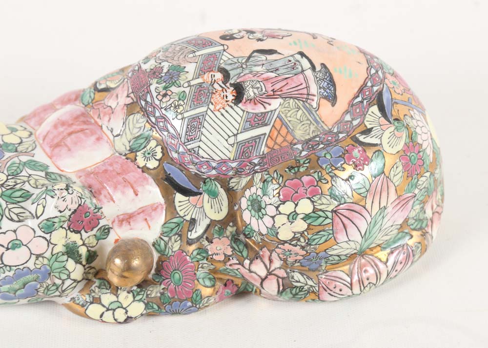 Chinese Rose Medallion Style Cat Figurine