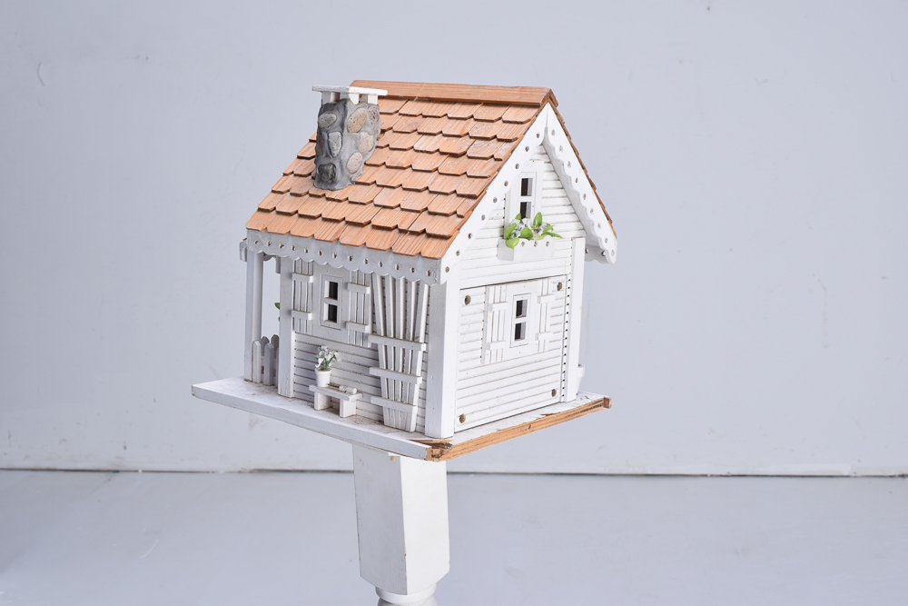 Cottage Style Birdhouse on Stand