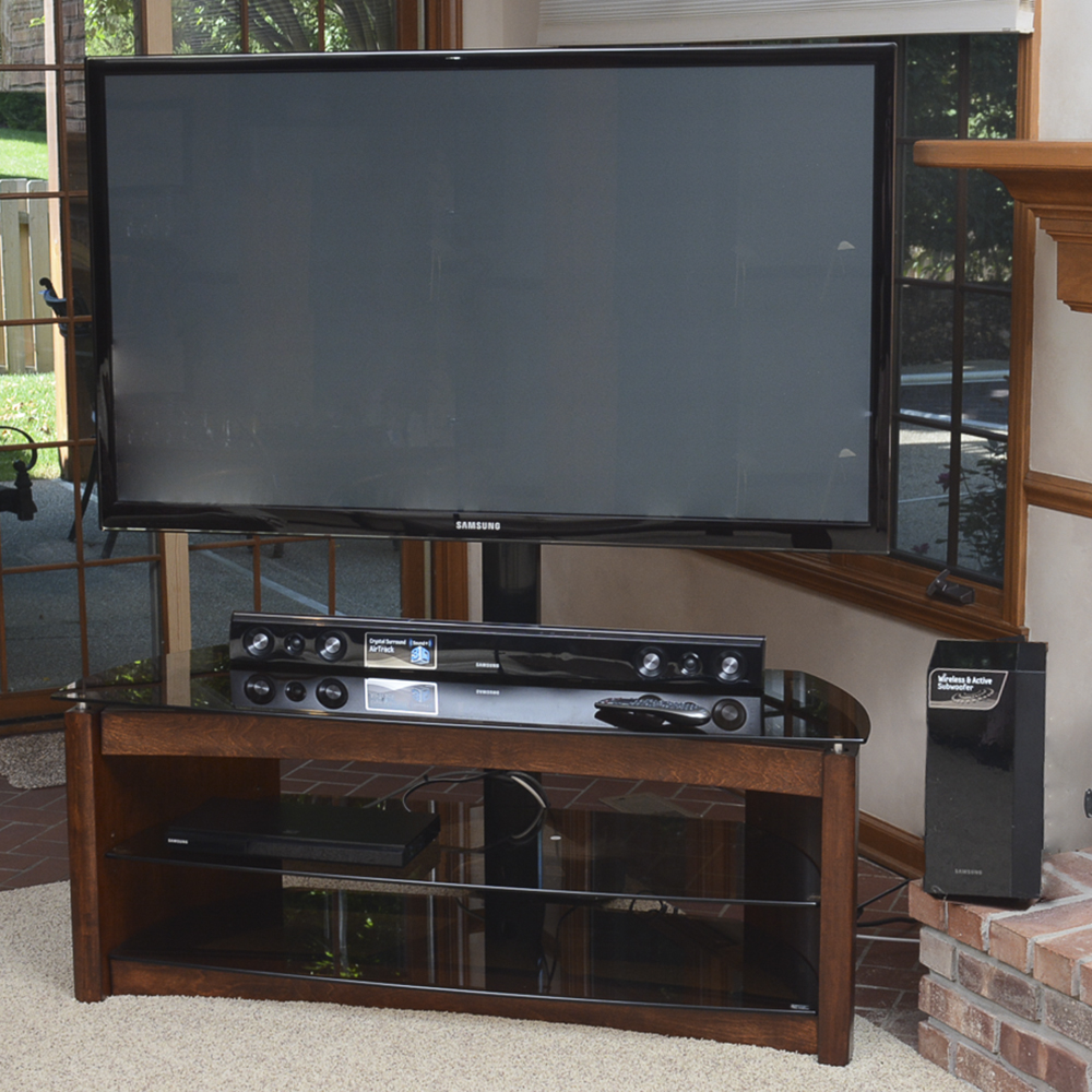 Samsung HDTV, Channel Soundbar, Samsung 3D Blu-ray, Subwoofer and Console