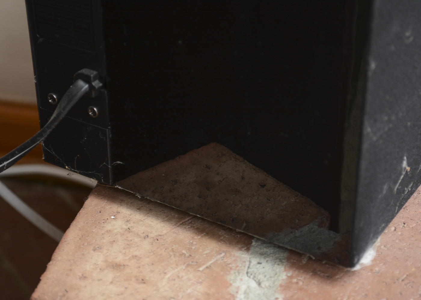 Samsung HDTV, Channel Soundbar, Samsung 3D Blu-ray, Subwoofer and Console