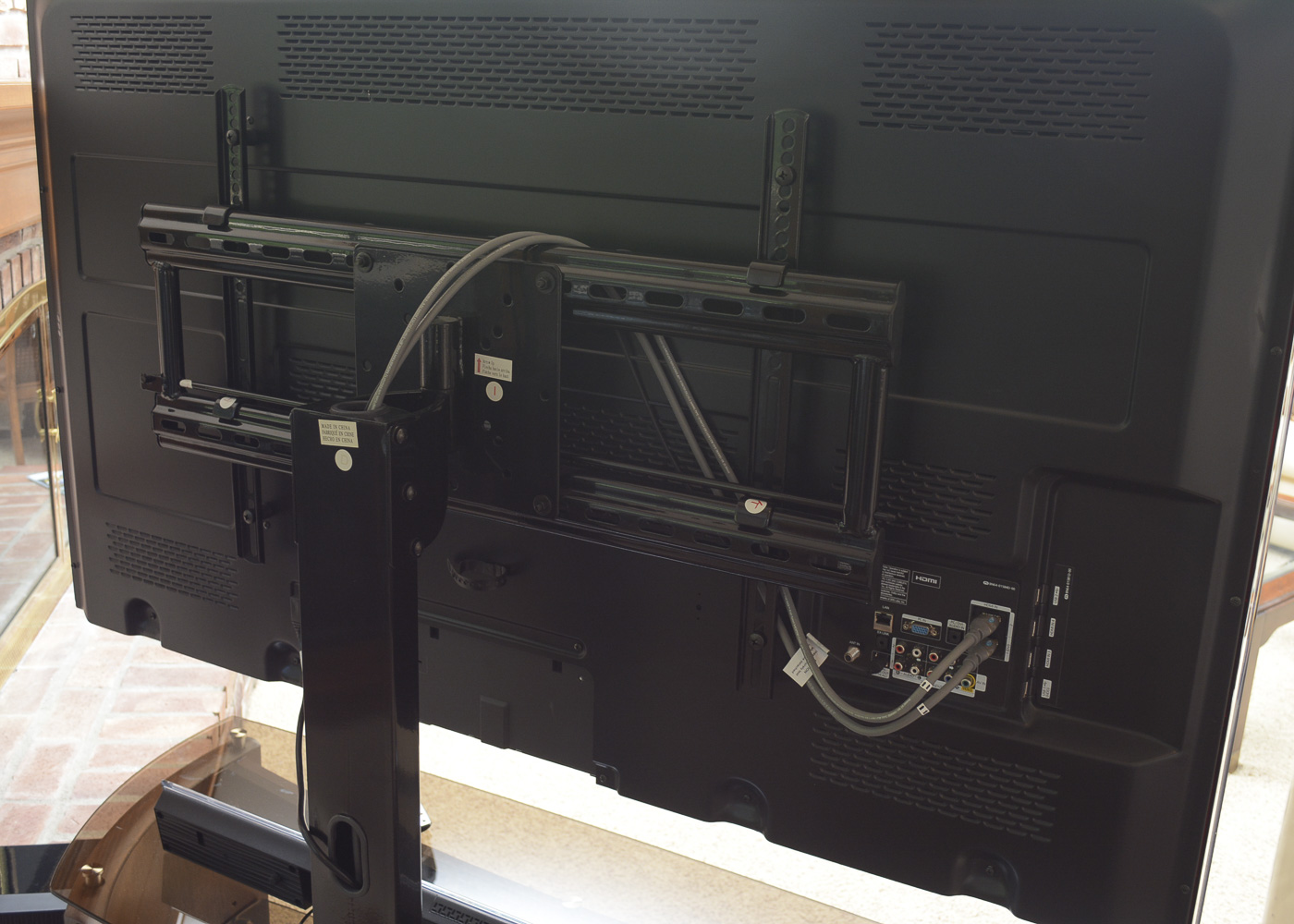 Samsung HDTV, Channel Soundbar, Samsung 3D Blu-ray, Subwoofer and Console