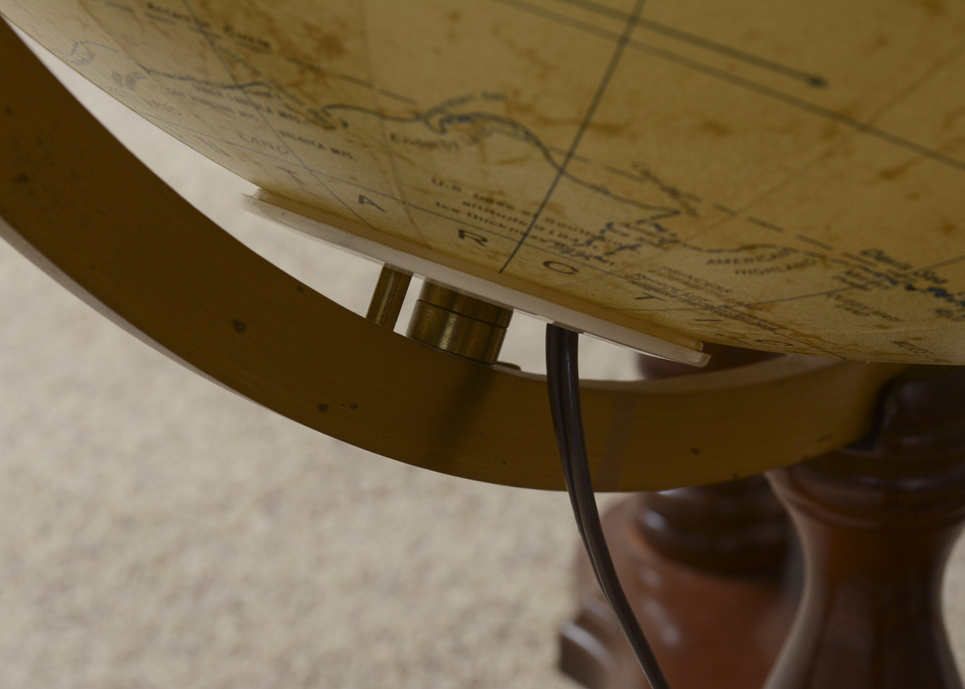 20" Heirloom Illuminated Floor Globe by Replogle