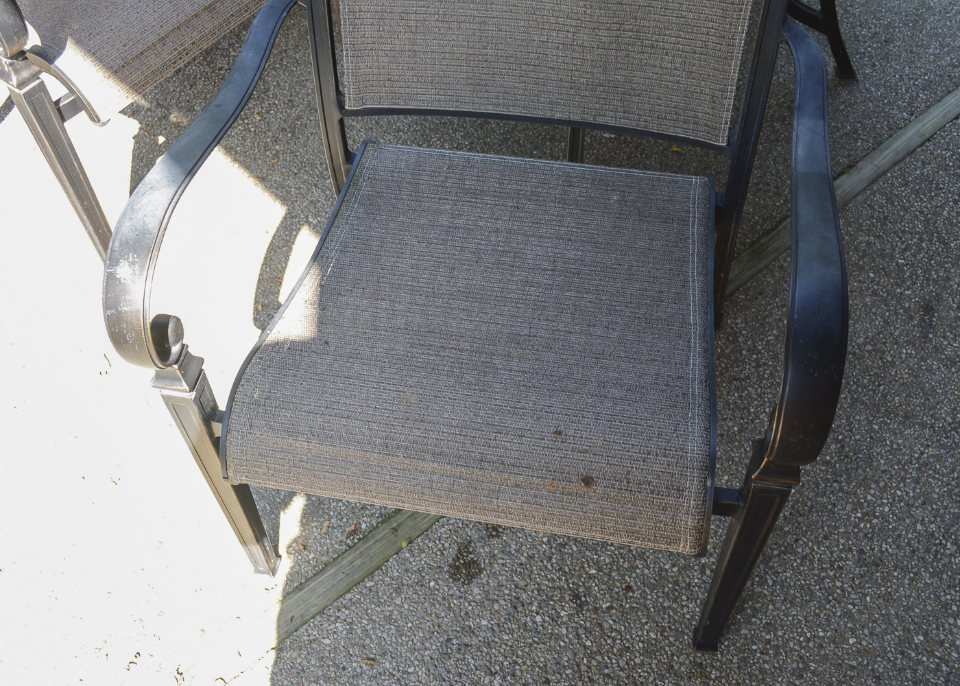 Outdoor Patio Table and Chairs