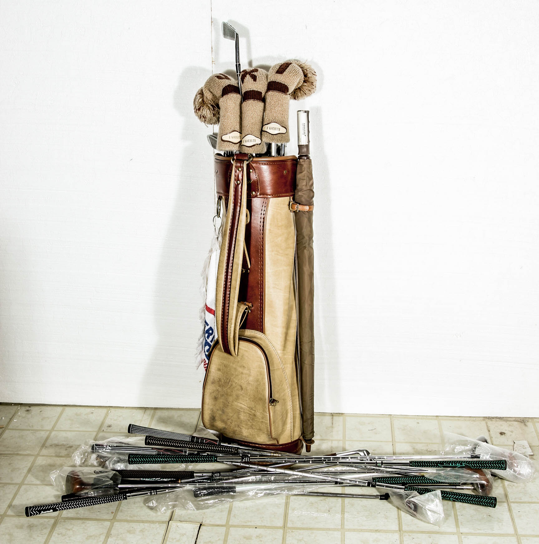 Vintage Set of Men's Left-Handed Golf Clubs