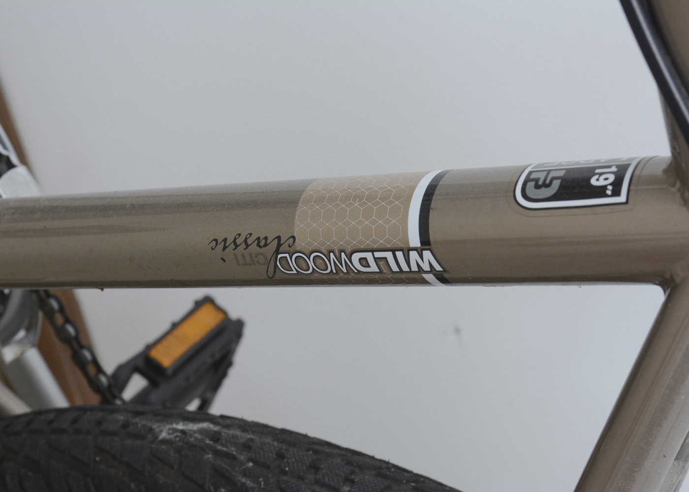 Men's Diamondback "Wildwood Classic" Bicycle with Helmet