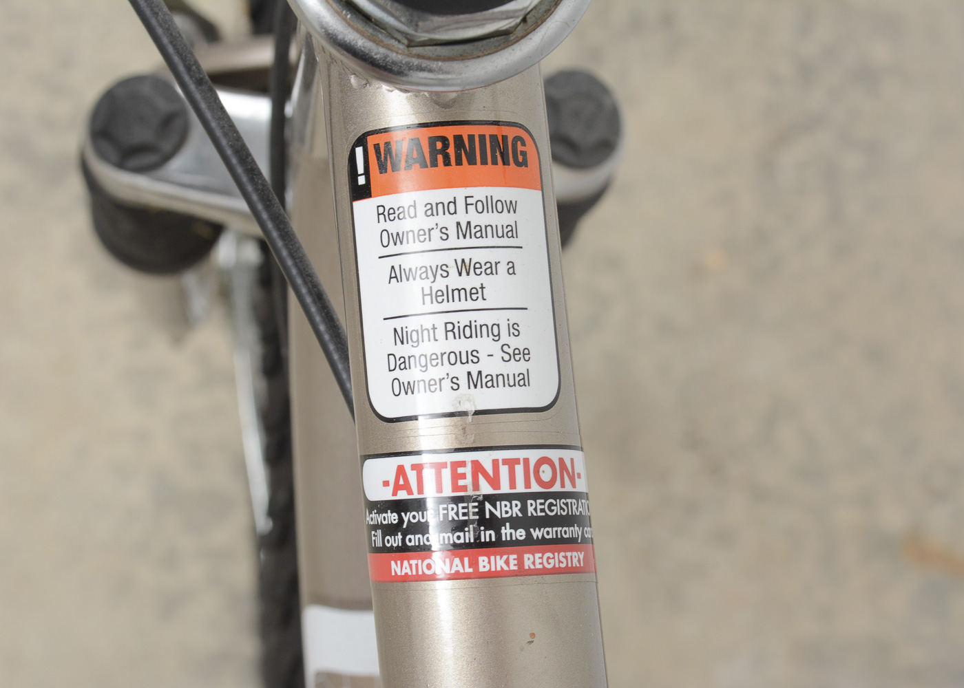 Men's Diamondback "Wildwood Classic" Bicycle with Helmet