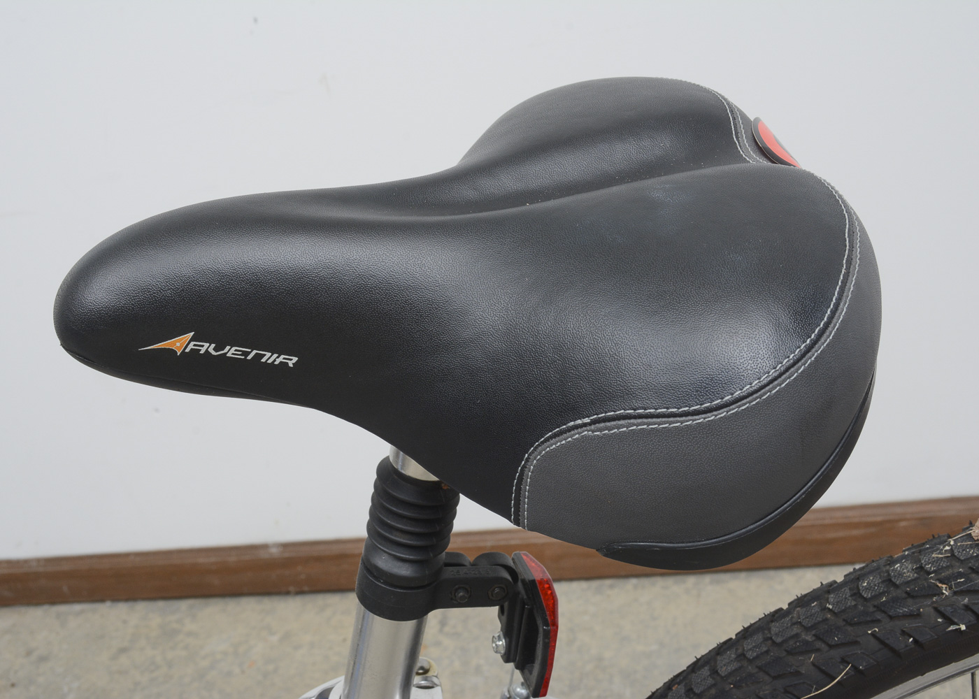 Women's Diamondback "Devine" Bicycle and Accessories