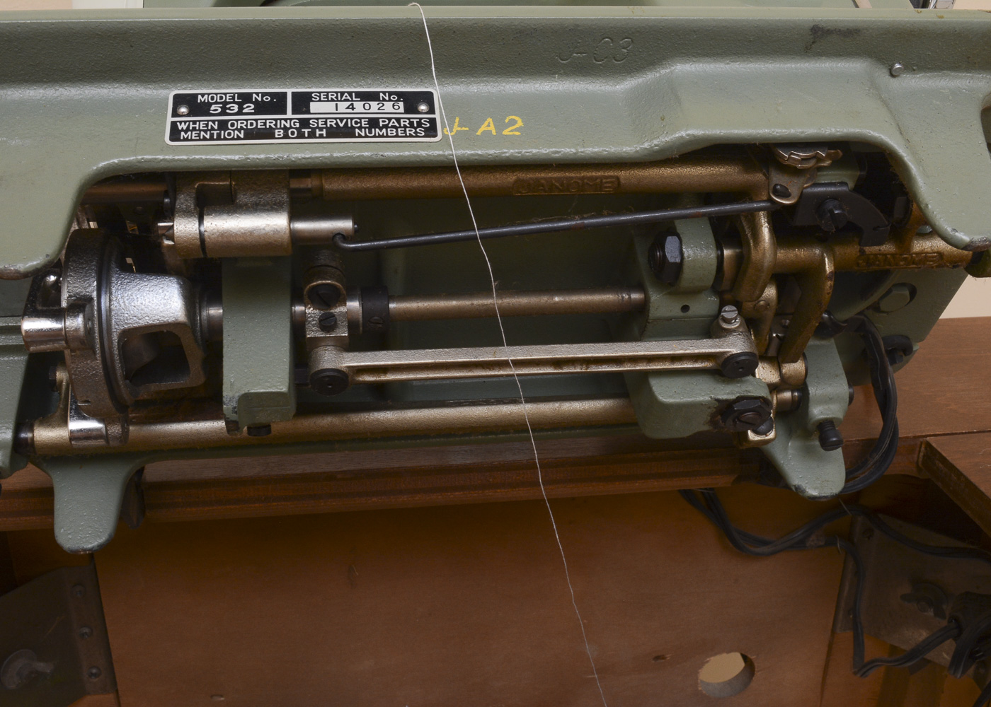 Janome "New Home" Model 532 Sewing Machine and Table