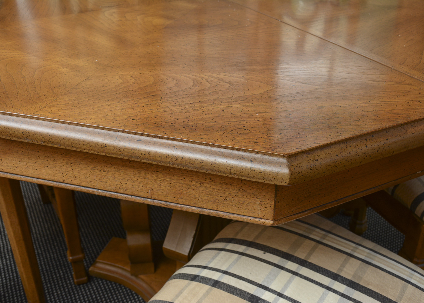 Vintage Dining Table with Leaf Inserts and Chairs