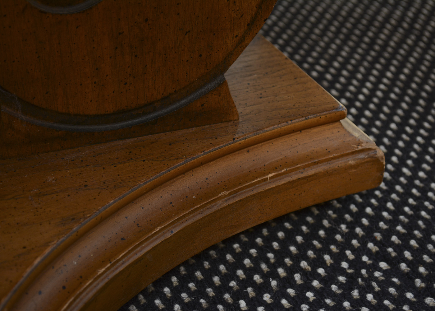 Vintage Dining Table with Leaf Inserts and Chairs