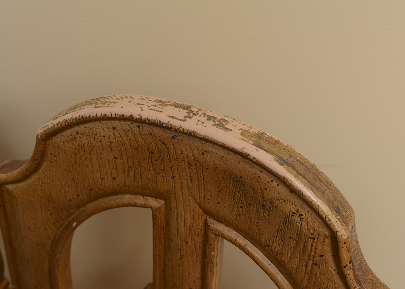 Vintage Dining Table with Leaf Inserts and Chairs