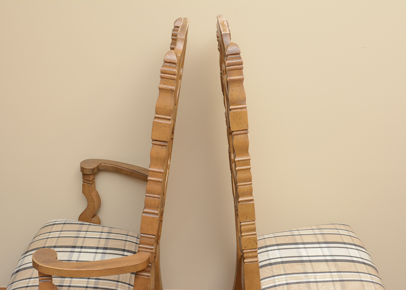 Vintage Dining Table with Leaf Inserts and Chairs