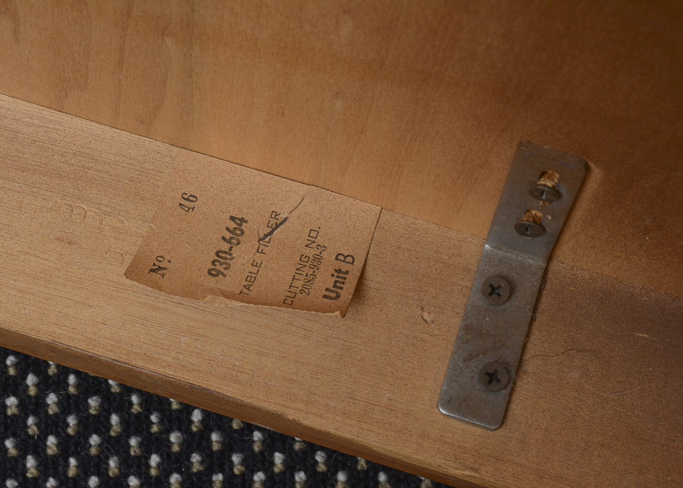 Vintage Dining Table with Leaf Inserts and Chairs