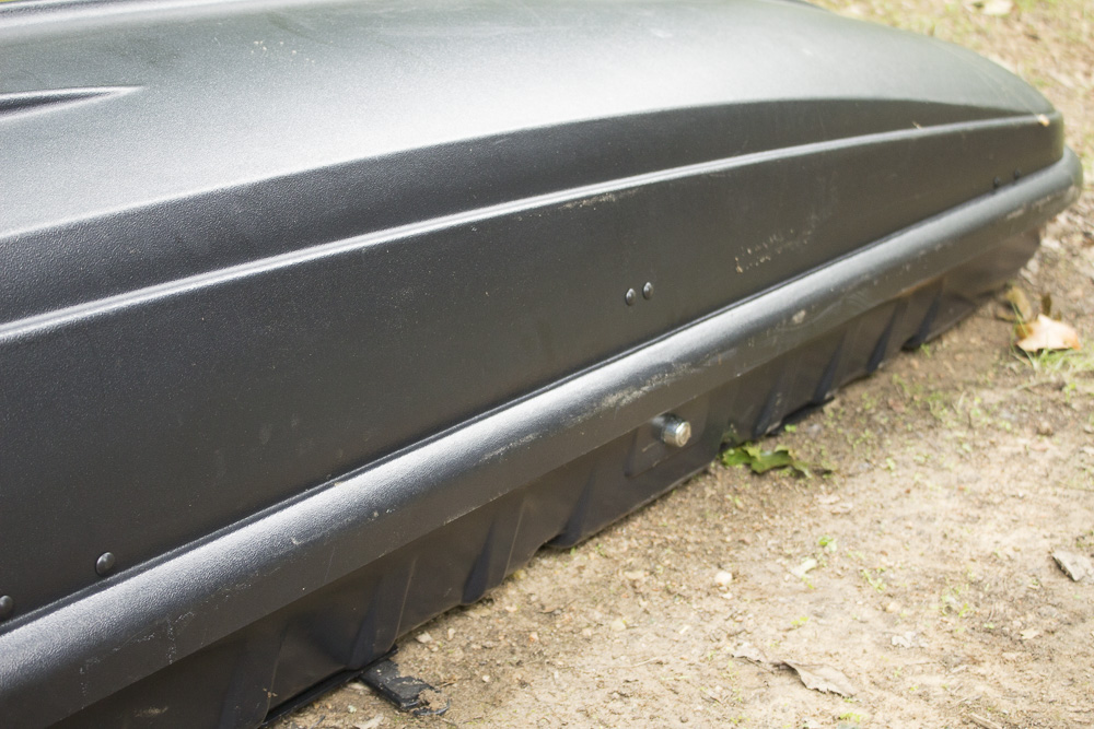 Thule Mountaineer Cargo Box