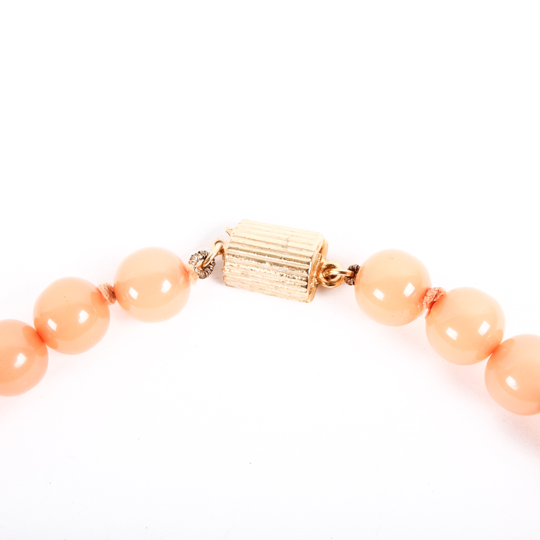 Vintage Ugo Correani Amber Colored Lucite Necklace