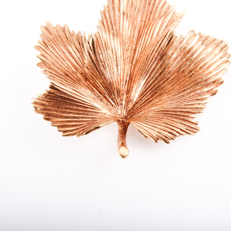 Tiffany & Co. 18K Yellow Gold Maple Leaf Brooch