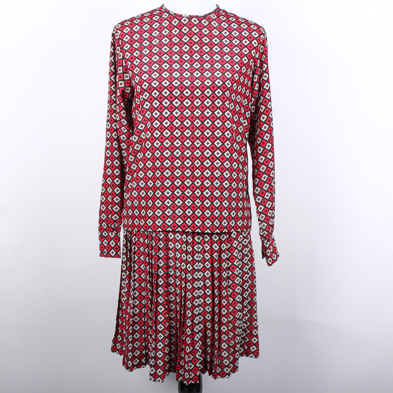 1970s Vintage Adolfo Skirt Set