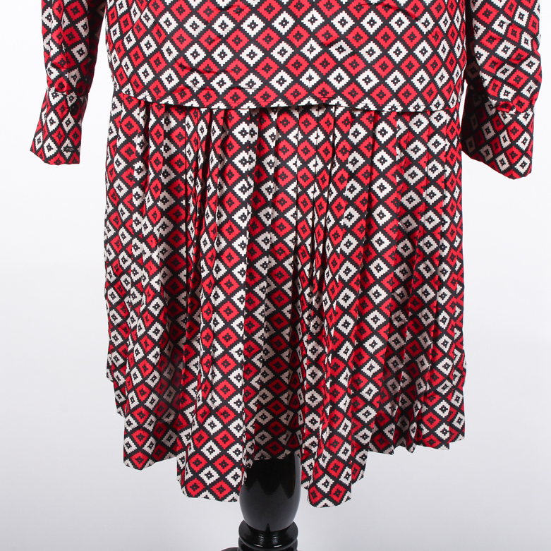 1970s Vintage Adolfo Skirt Set