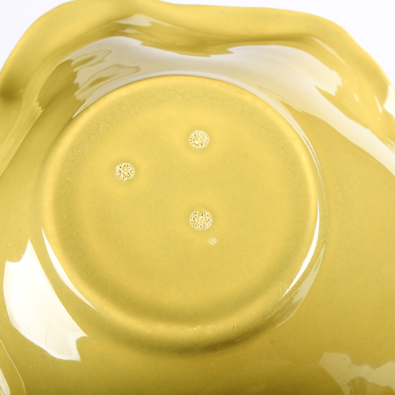 Assortment of Foliage-Themed Dinnerware