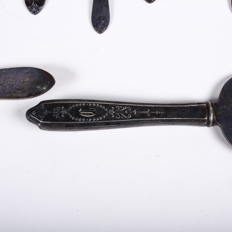 Silver Plate Flatware Featuring International Silver William Rogers