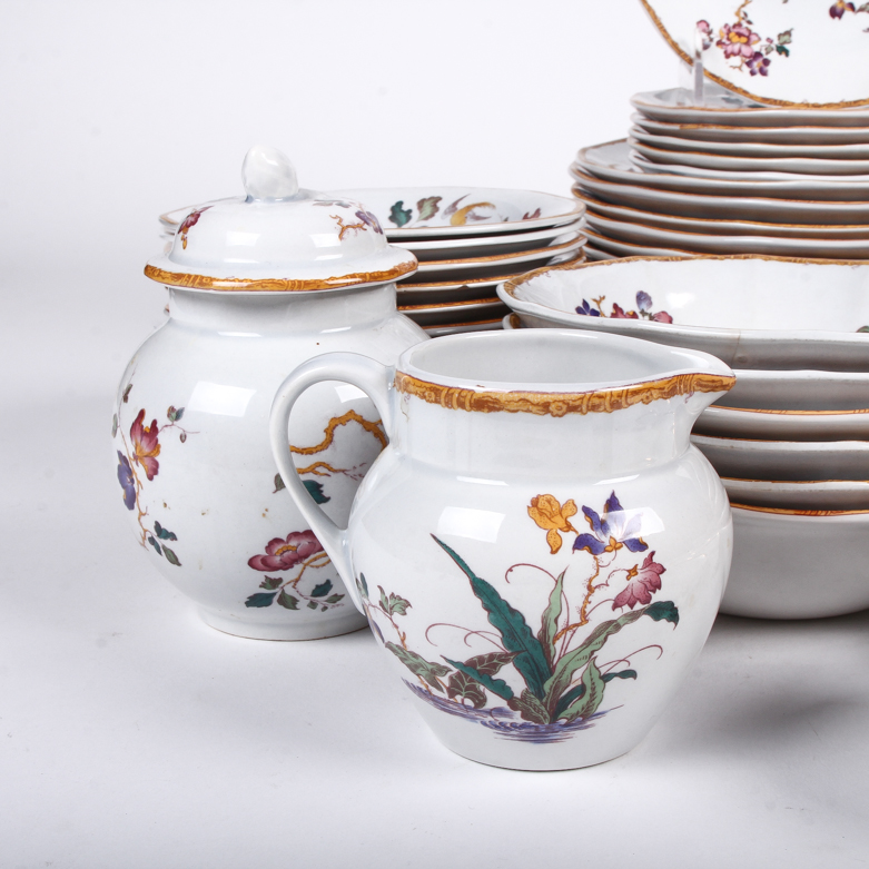 Wedgwood "Devon Rose" Tableware and Pilivite Ramekins