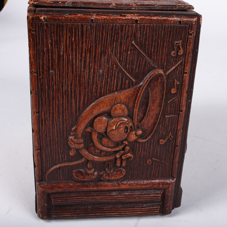 Vintage Emerson Mickey Mouse Radio