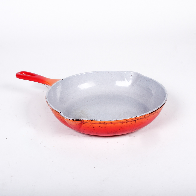 Le Cruseut Enameled Cast Iron Skillet