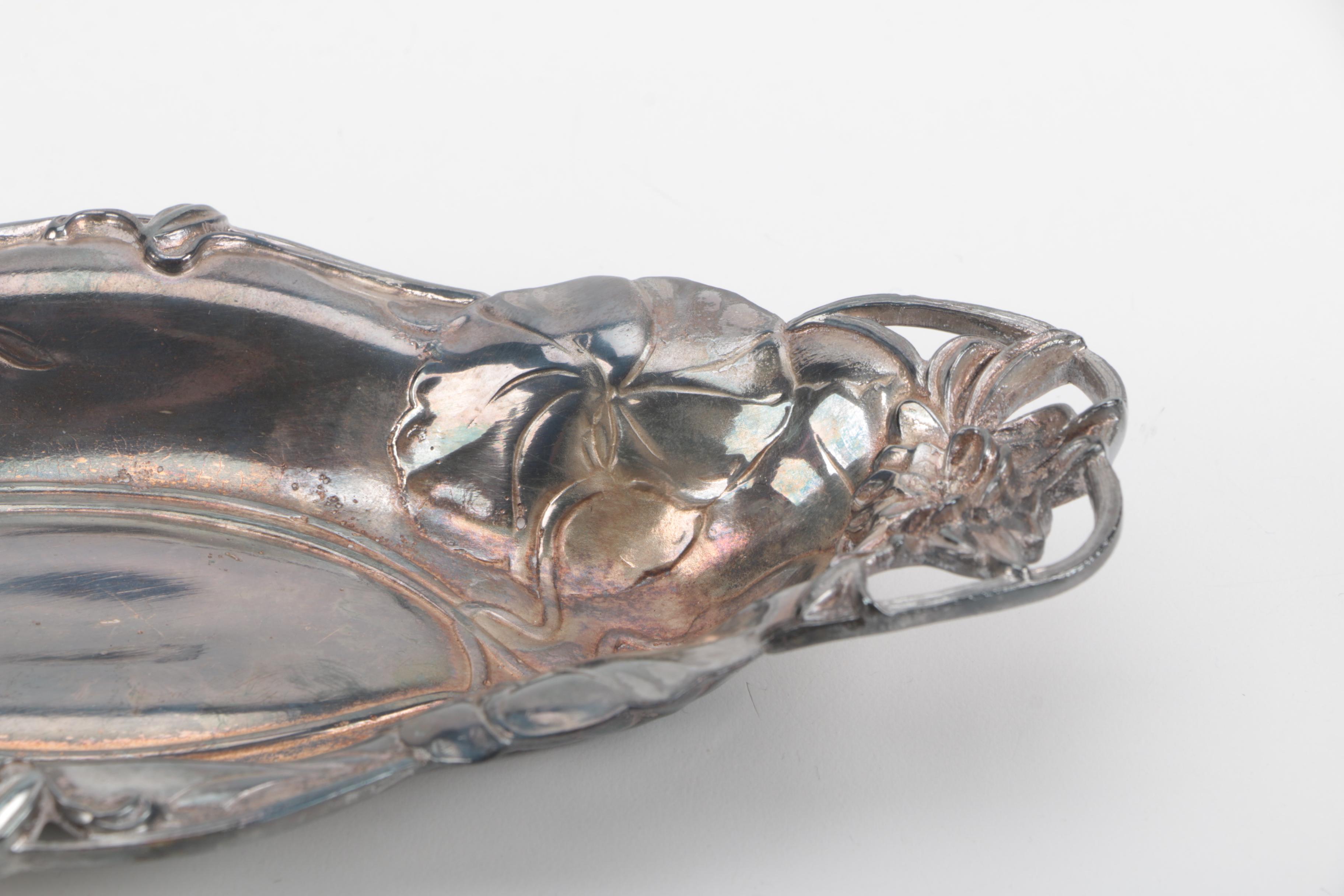 Van Bergh Silver Plate Co and Assorted American Silver Plate Serveware