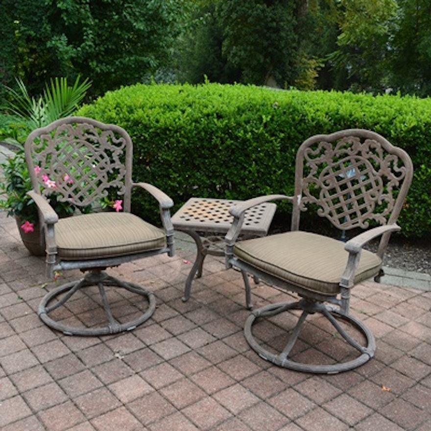 Outdoor Patio Aluminum Swivel Chairs and Table