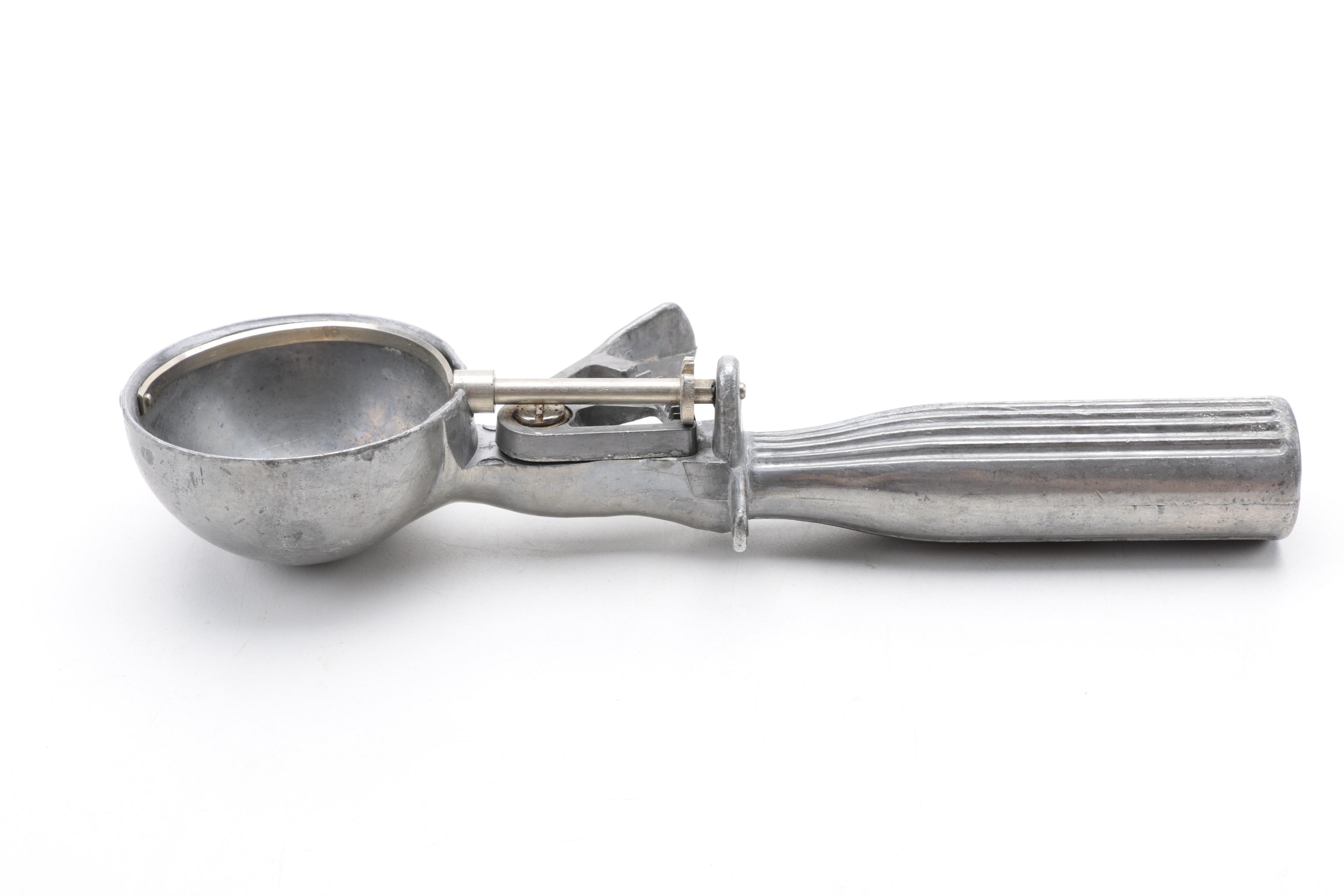 Farberware Drink Mixer and Dessert Themed Kitchenalia