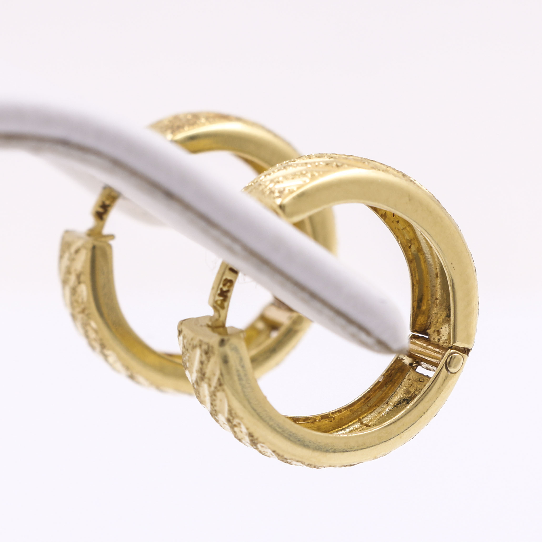 18K Yellow Gold Huggie Hoop Earrings