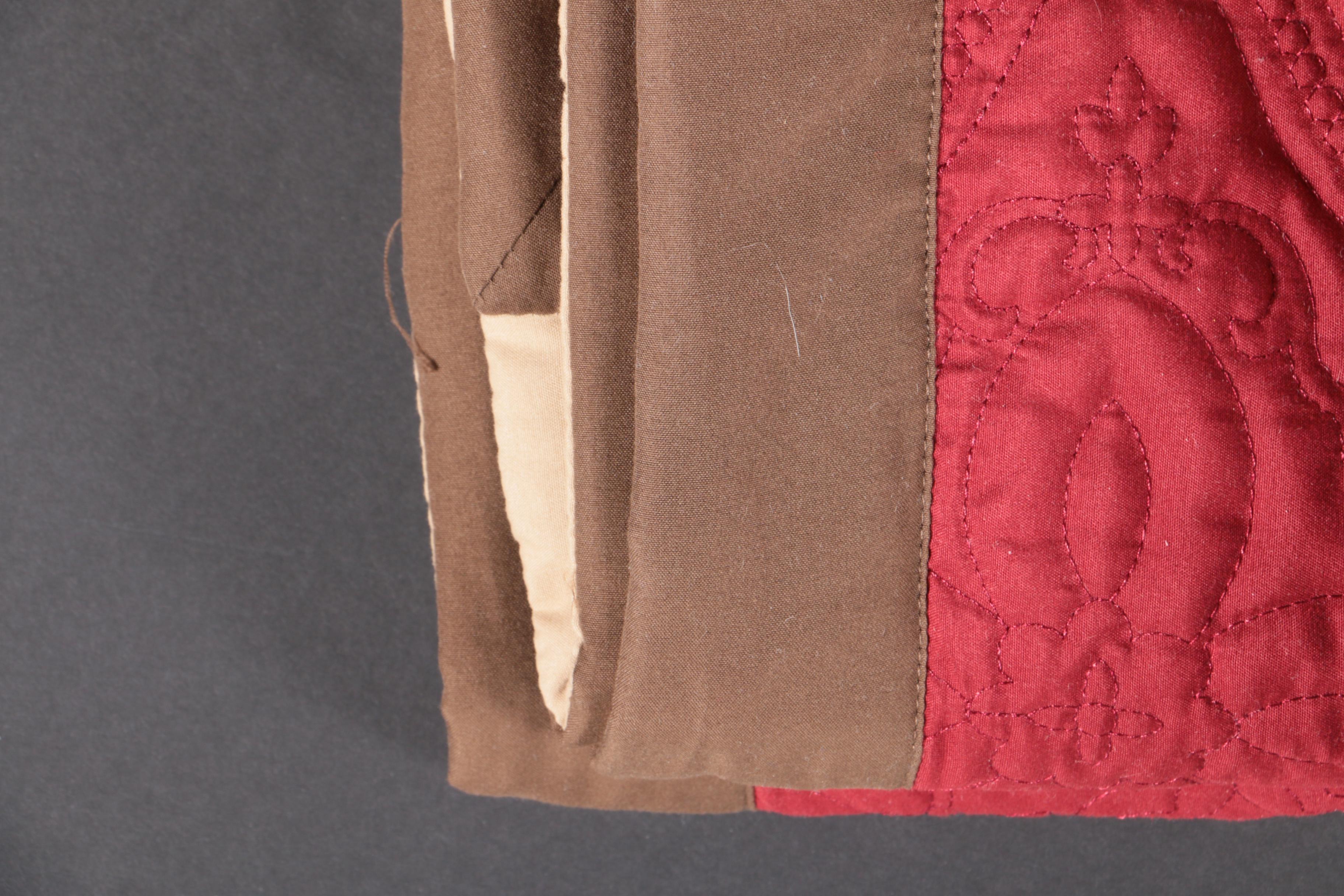 Red Floral Queen-Size Comforter Set