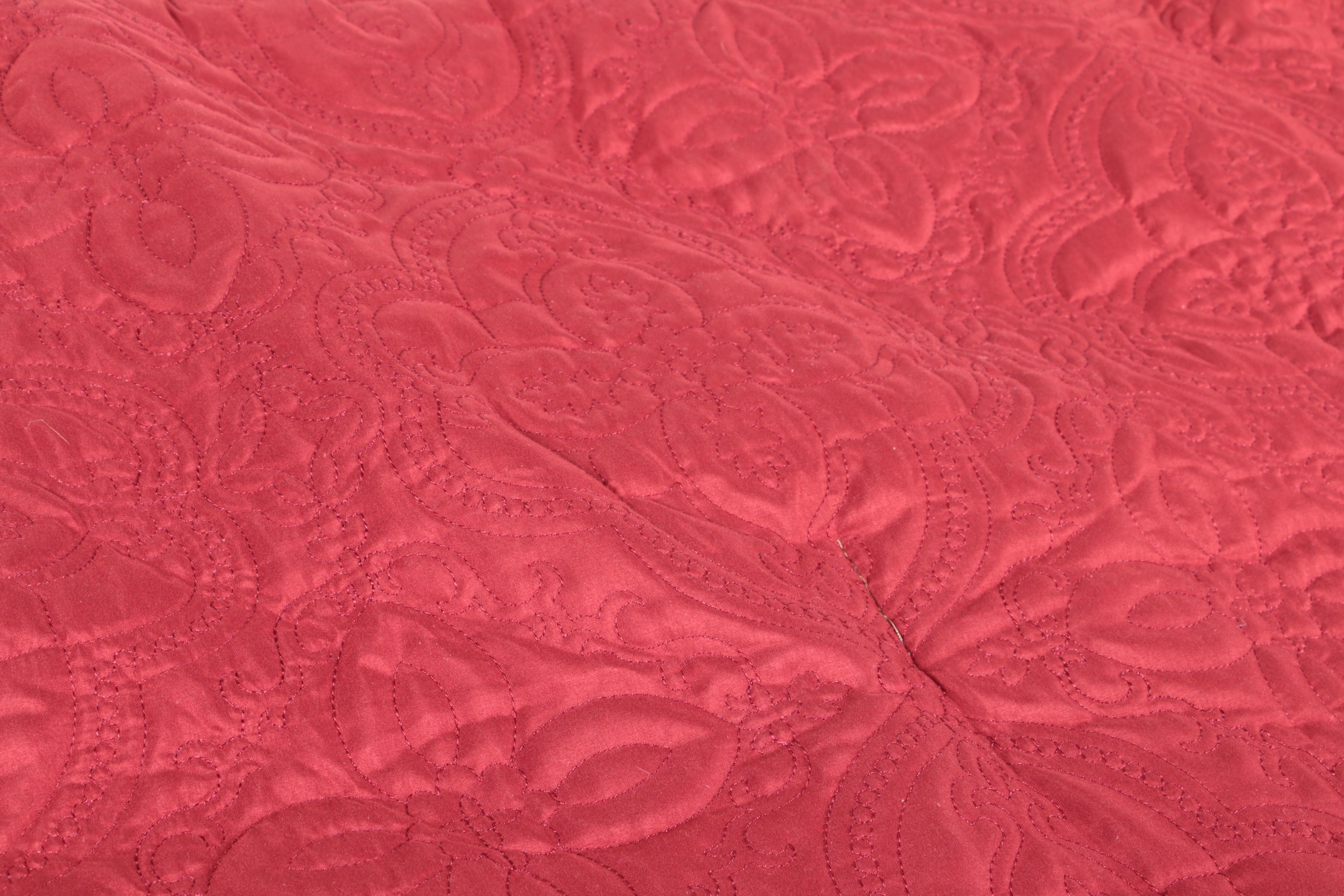 Red Floral Queen-Size Comforter Set