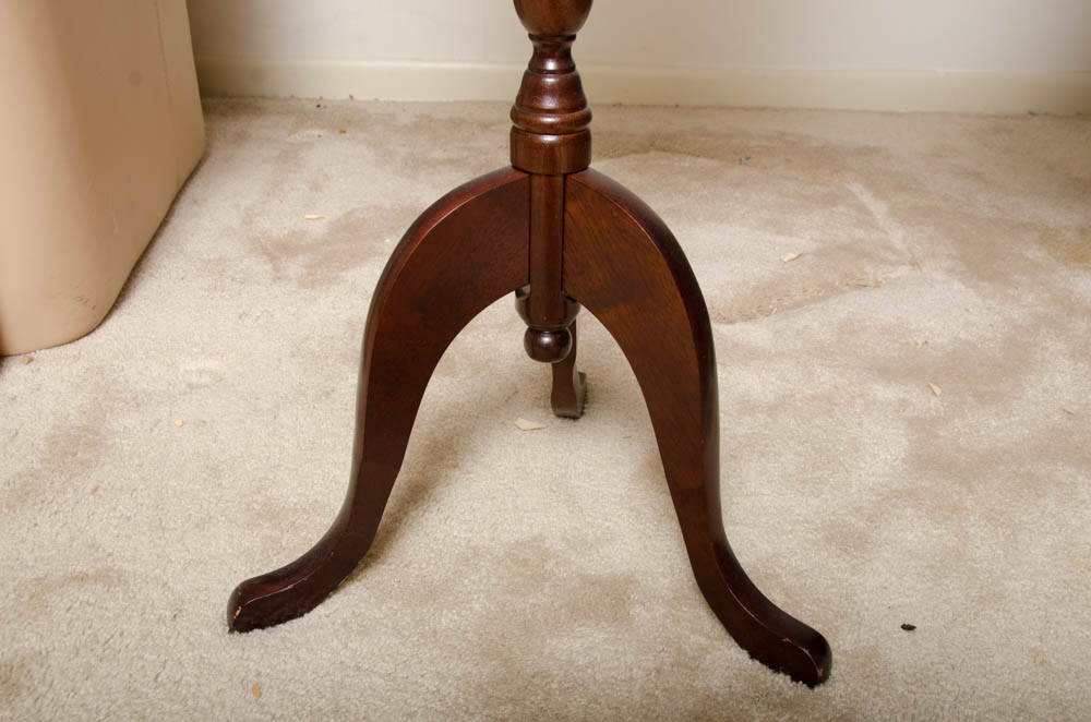 Queen Anne Style Music Stand