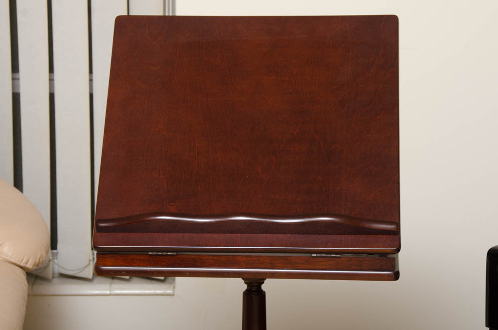 Queen Anne Style Music Stand