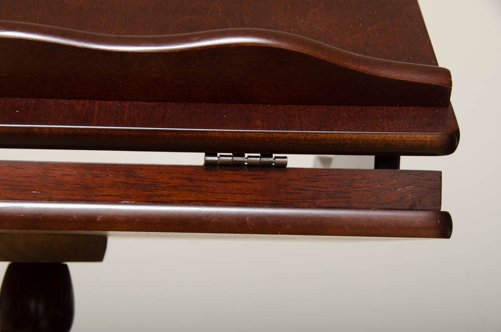 Queen Anne Style Music Stand