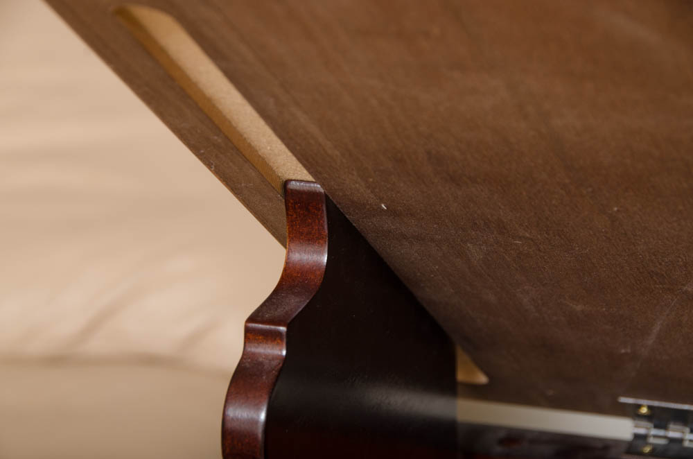 Queen Anne Style Music Stand