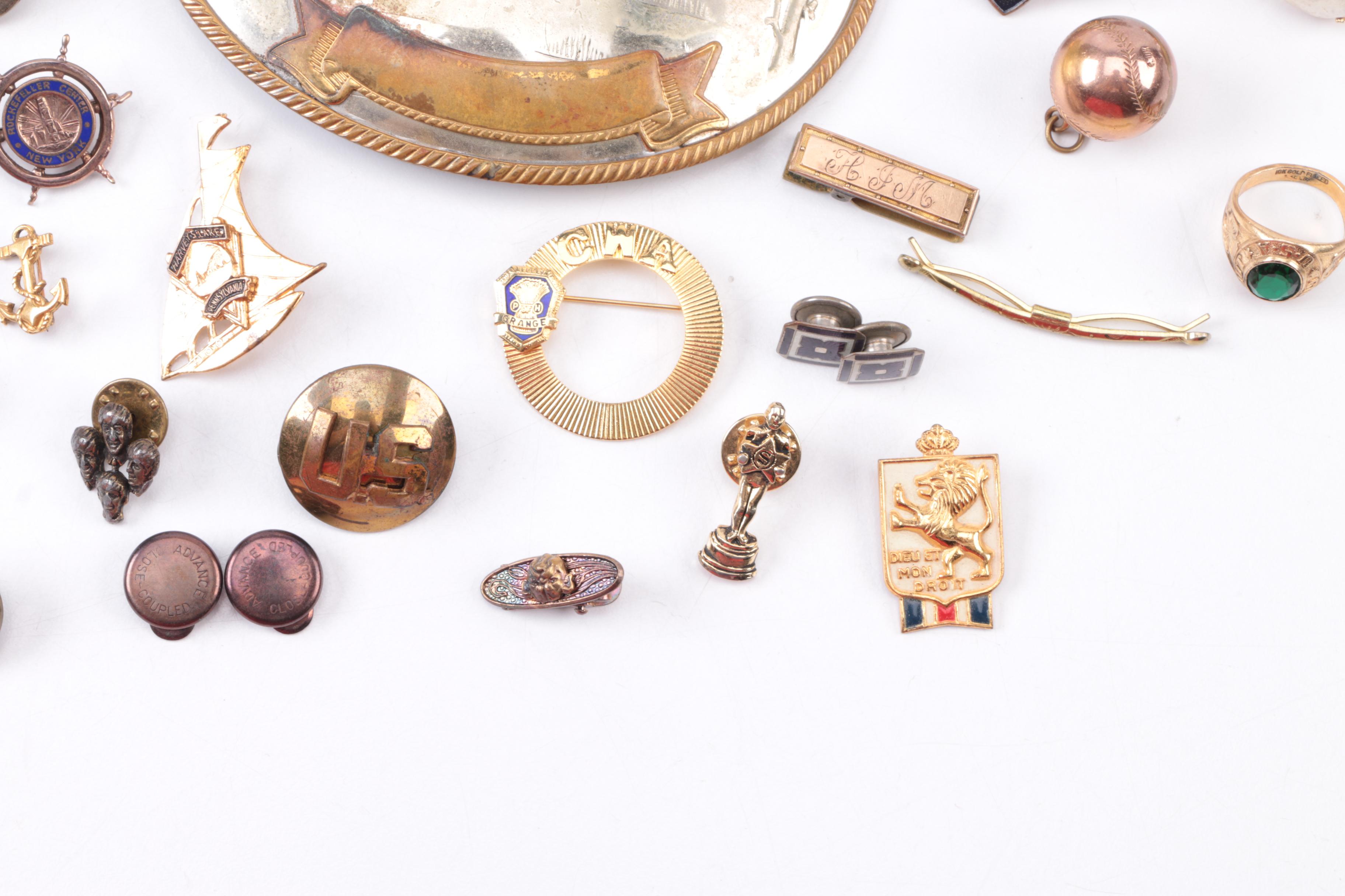 Assortment of Vintage Shirt Accessories and Jewelry