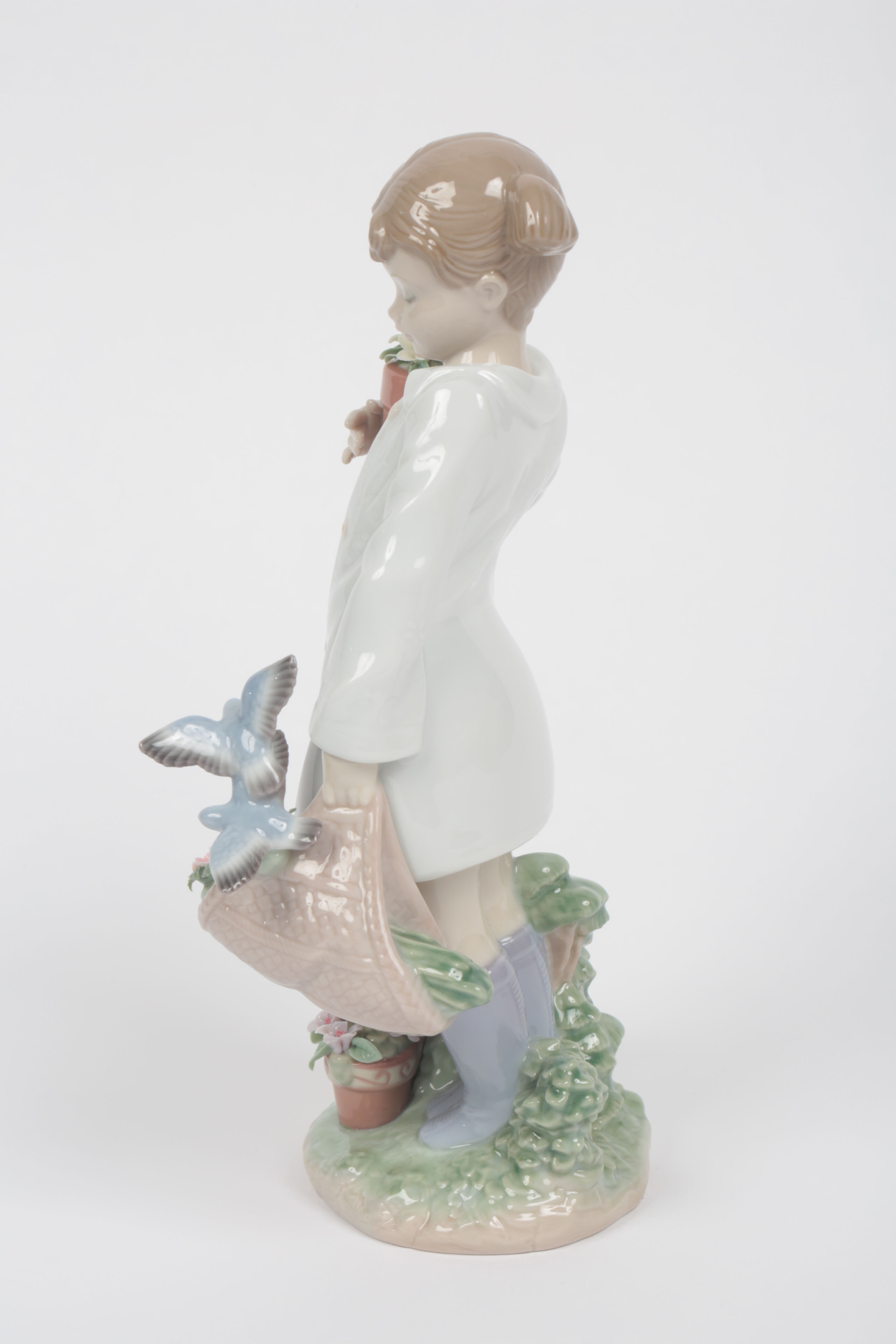 Lladro Utopia "Delicate Nature" Signed Porcelain Figurine