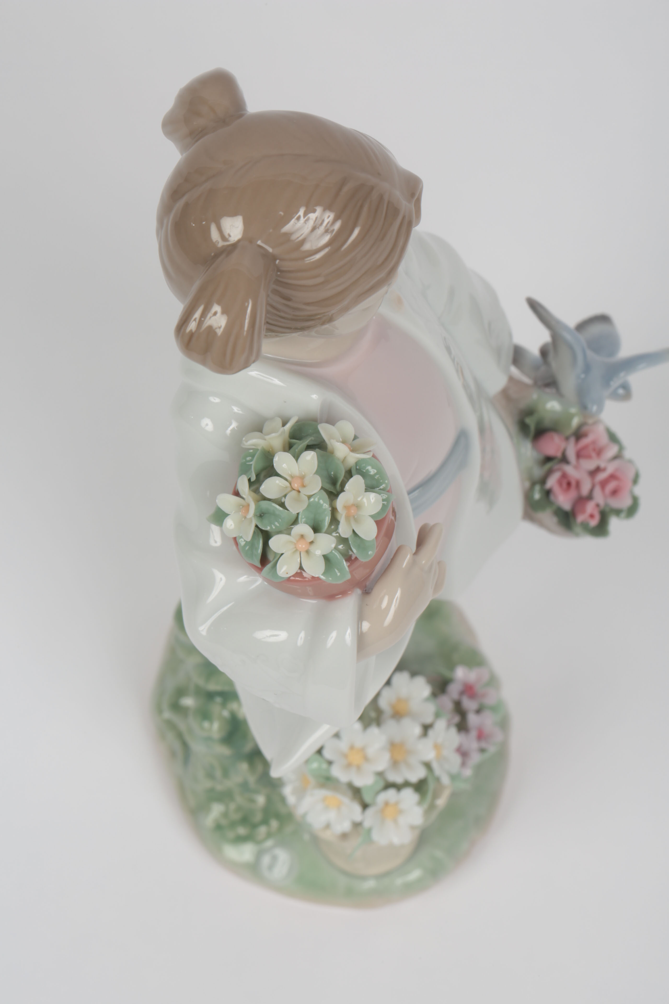 Lladro Utopia "Delicate Nature" Signed Porcelain Figurine