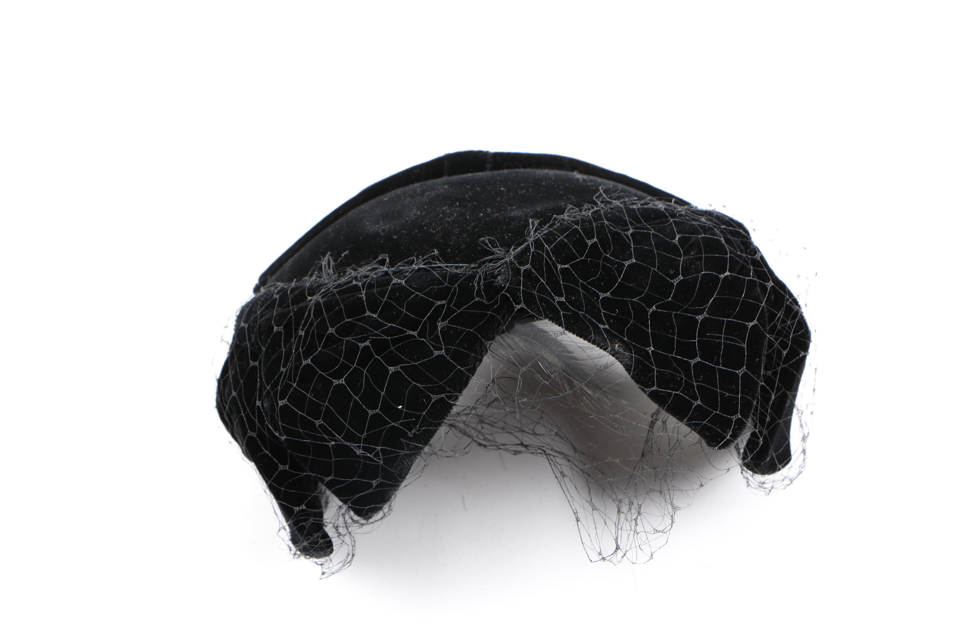 Women's Vintage Hats Including Henry Pollak