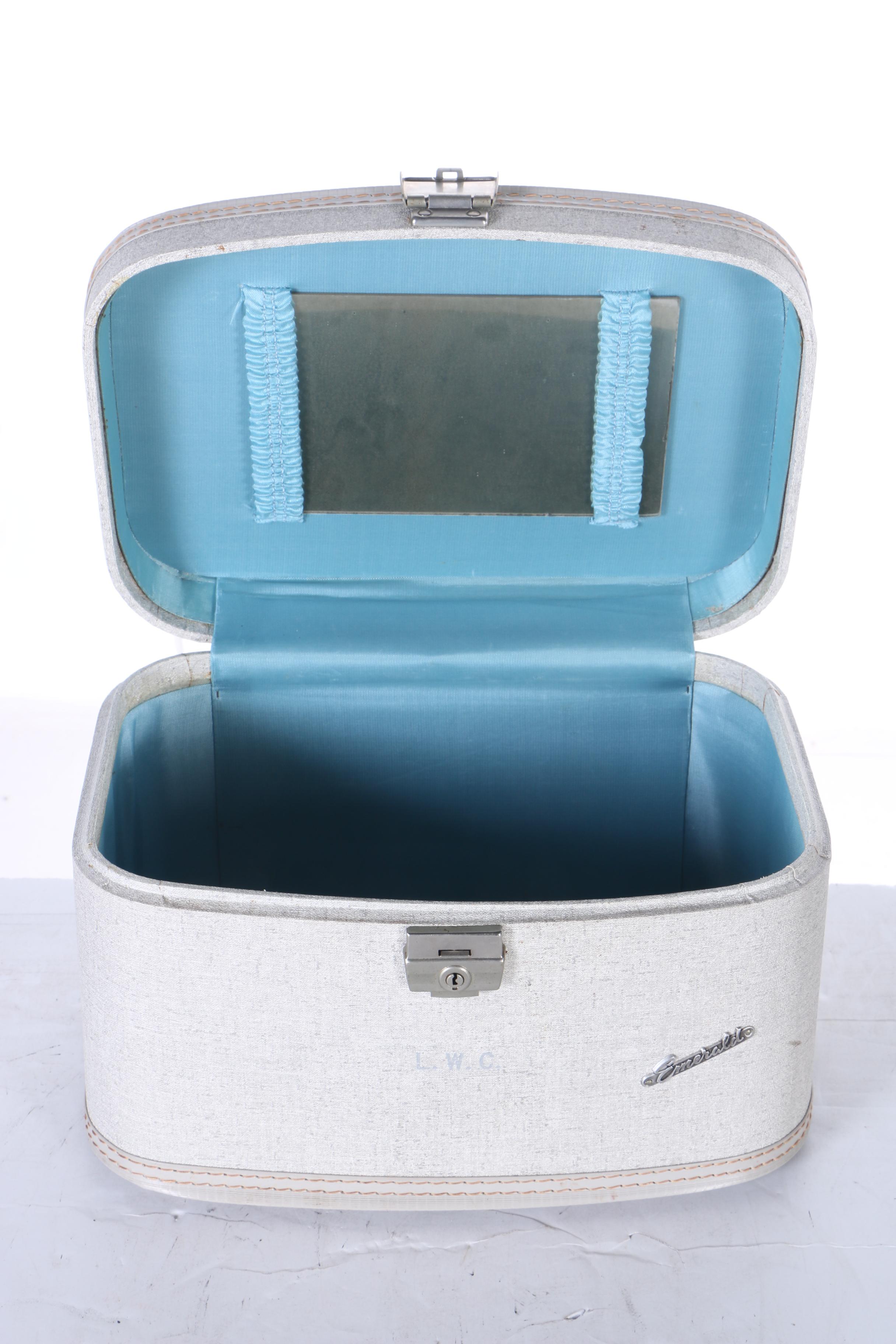 Vintage Luggage Set by Emerald