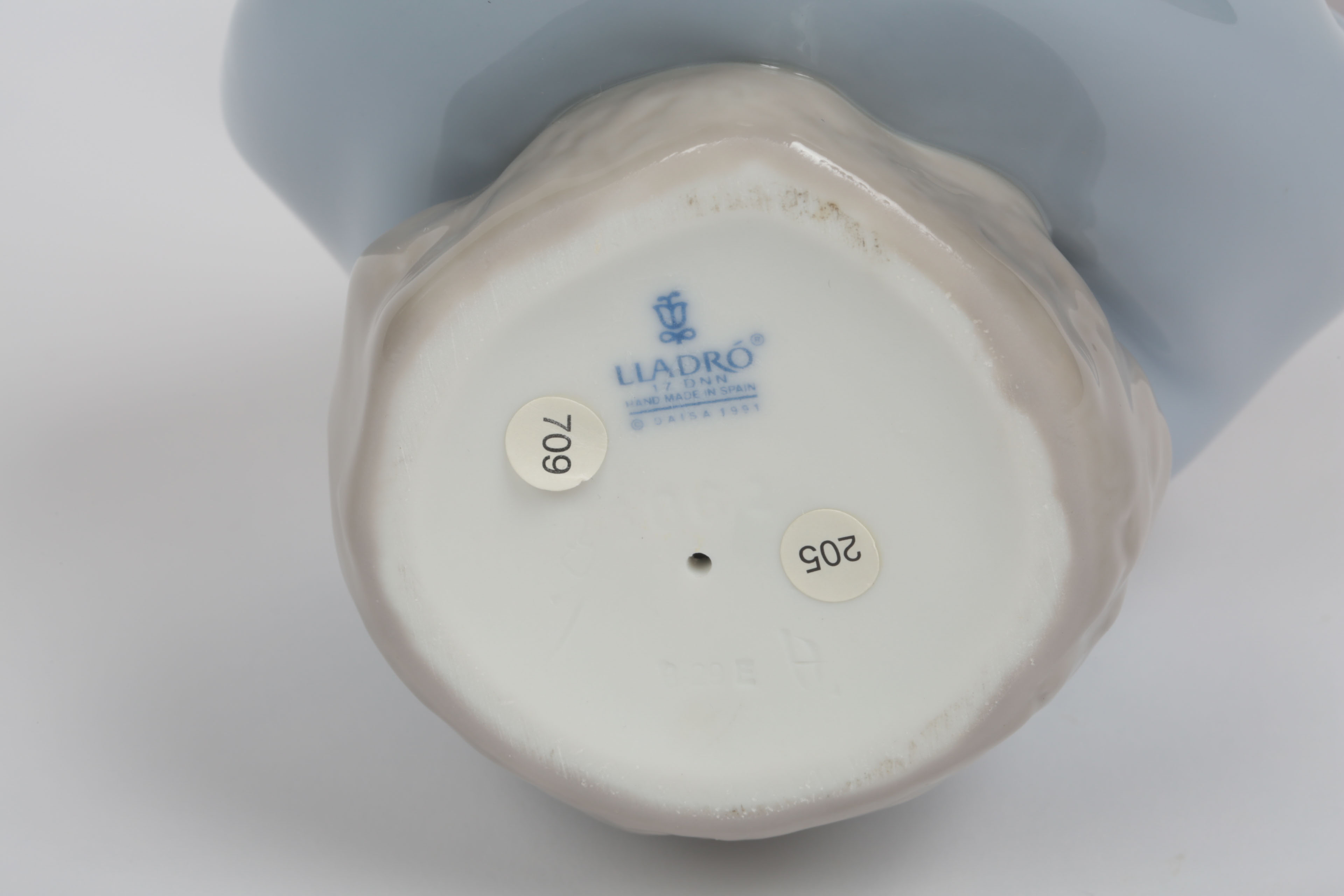 Lladró "Fragrant Bouquet" Porcelain Figurine